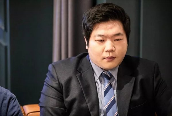 则是具体的