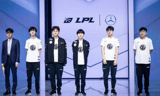 让他肩负巨 让他肩负巨