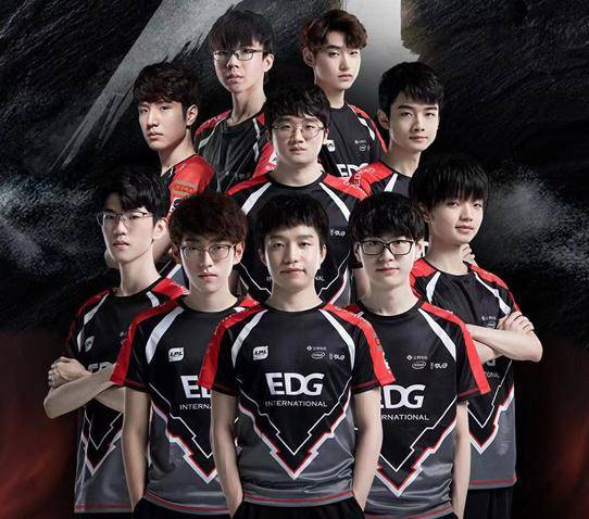 略来实现战 略来实现战